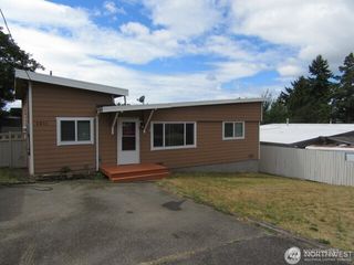 2211 NE 7th Street, Renton, WA 98056
