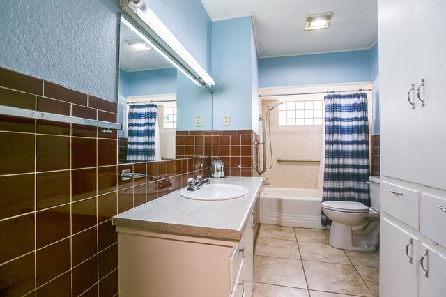 2458 Douglas Drive, San Angelo, TX 76904
