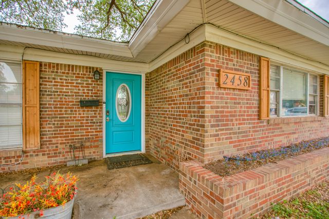 2458 Douglas Drive, San Angelo, TX 76904