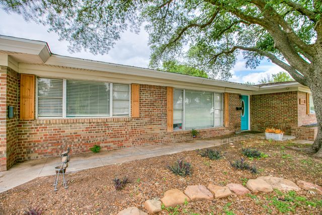 2458 Douglas Drive, San Angelo, TX 76904