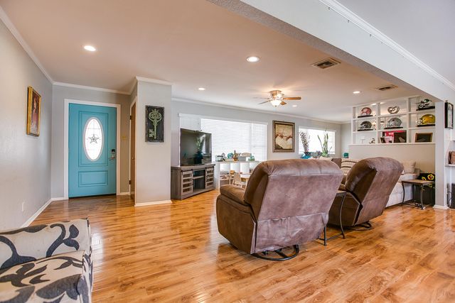 2458 Douglas Drive, San Angelo, TX 76904