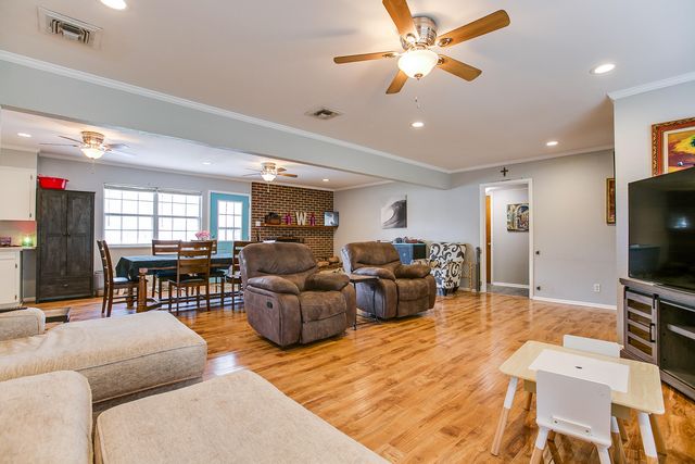 2458 Douglas Drive, San Angelo, TX 76904