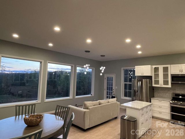 3445 Irish Hills Road, Morganton, NC 28655