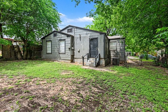 5025 N Langley Road, River Oaks, TX 76114