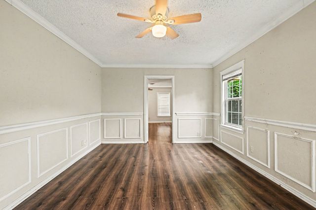 5025 N Langley Road, River Oaks, TX 76114