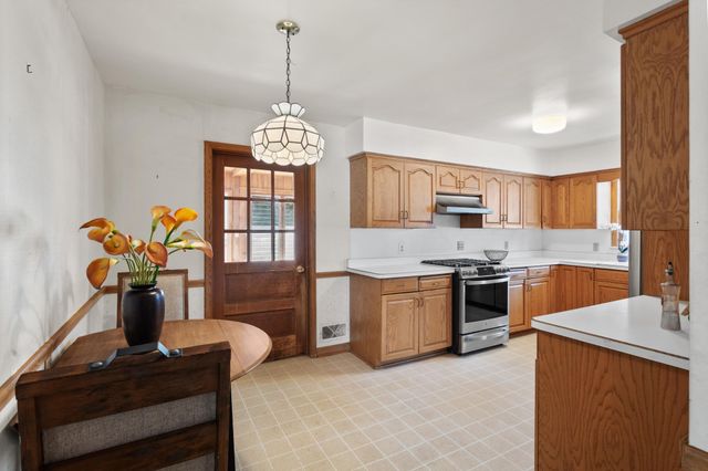 4921 Mayview Road, Minnetonka, MN 55345