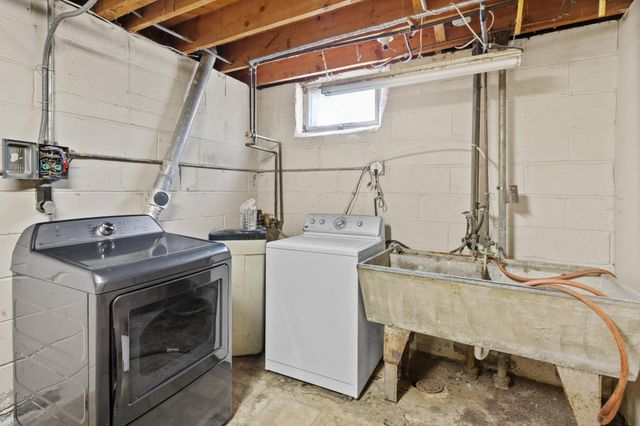 4921 Mayview Road, Minnetonka, MN 55345