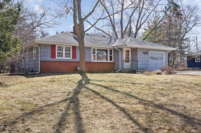 4921 Mayview Road, Minnetonka, MN 55345