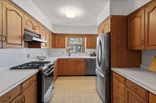 4921 Mayview Road, Minnetonka, MN 55345