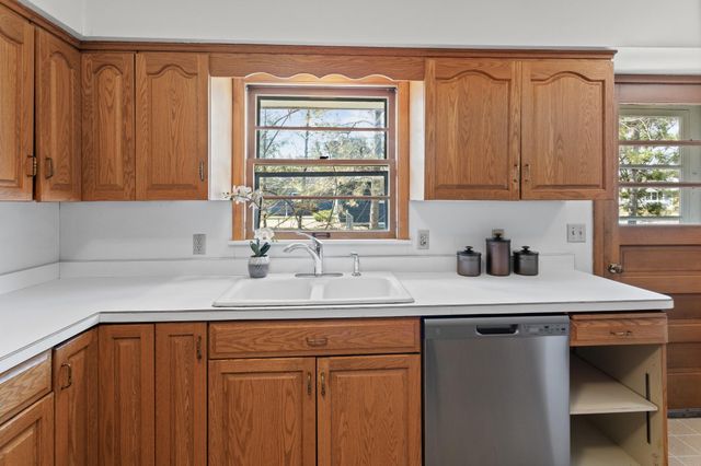 4921 Mayview Road, Minnetonka, MN 55345