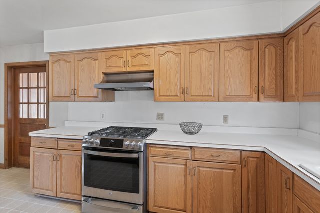 4921 Mayview Road, Minnetonka, MN 55345