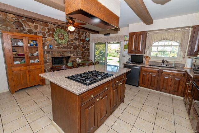 1617 Inwood Road, South Bend, IN 46614