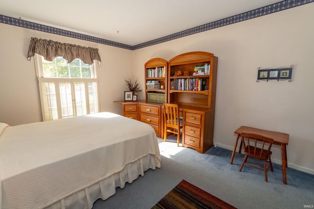 1617 Inwood Road, South Bend, IN 46614