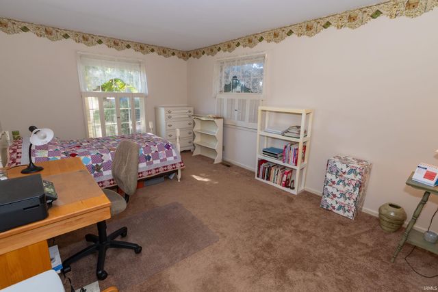 1617 Inwood Road, South Bend, IN 46614