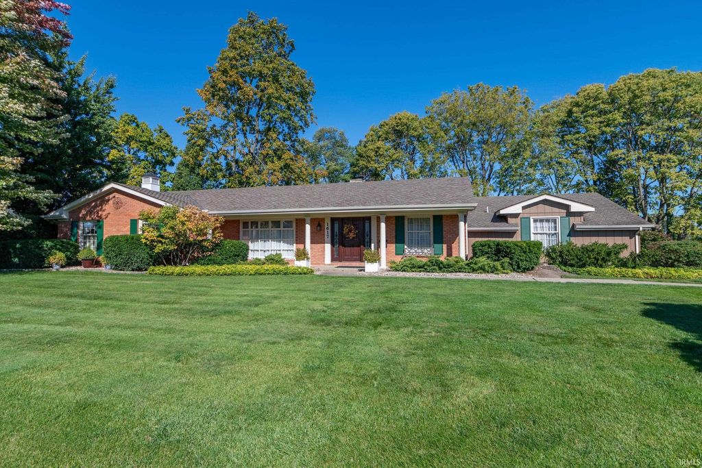 1617 Inwood Road, South Bend, IN 46614