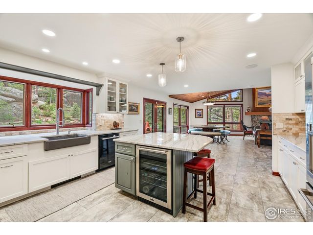 341 Homesteader Ln, Estes Park, CO 80517