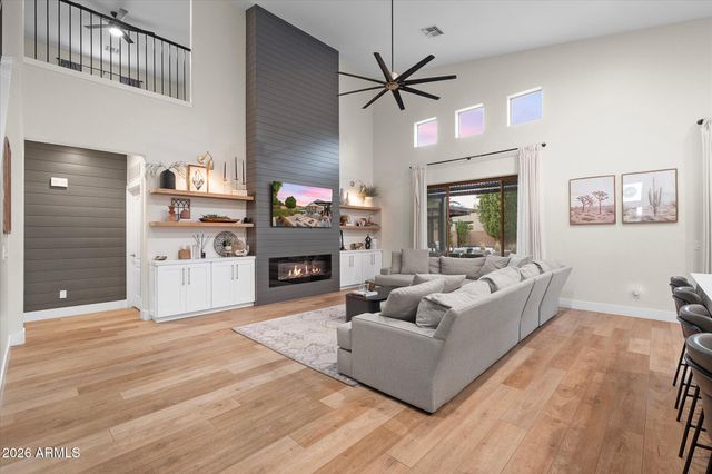 1360 E DANA Place, Chandler, AZ 85225