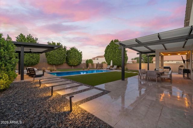 1360 E DANA Place, Chandler, AZ 85225