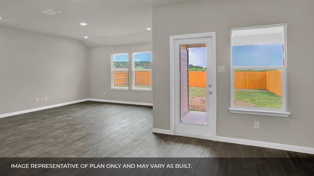 472 Globe Mallow CIR, Kyle, TX 78640