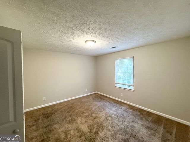 4822 NAVAJO Trail SE, Conyers, GA 30094