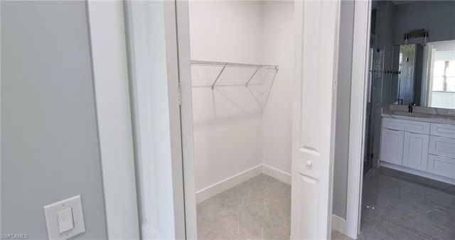 532 41st AVE NE, Naples, FL 34120