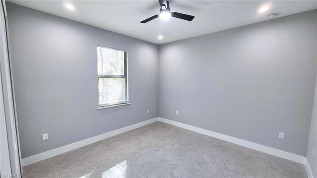 532 41st AVE NE, Naples, FL 34120