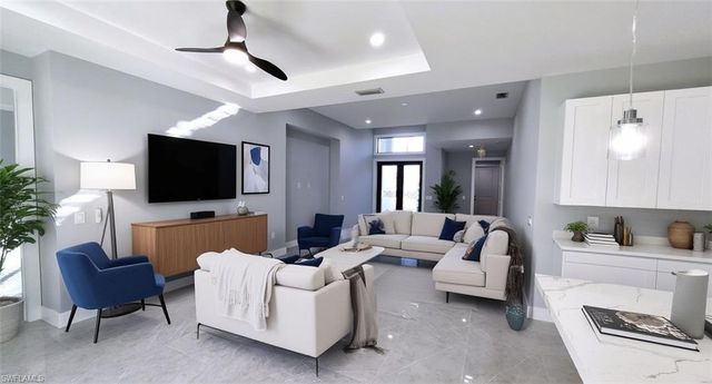 532 41st AVE NE, Naples, FL 34120