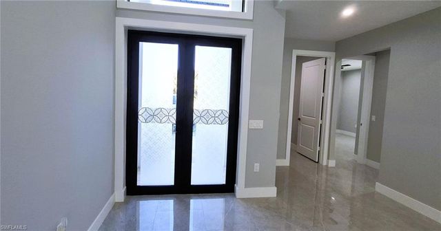 532 41st AVE NE, Naples, FL 34120