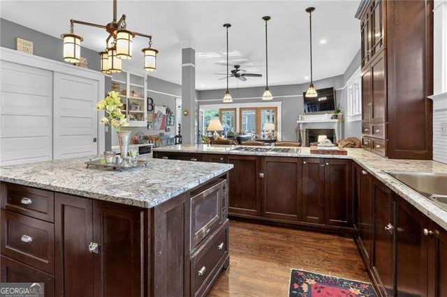 624 W College Avenue, Decatur, GA 30030