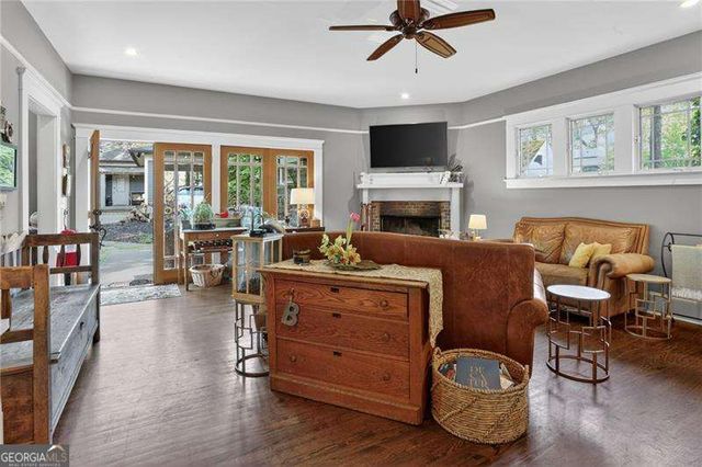 624 W College Avenue, Decatur, GA 30030