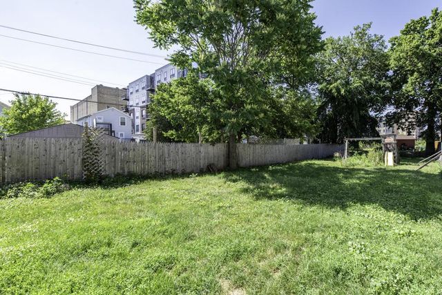 318 59th PLACE, Kenosha, WI 53140