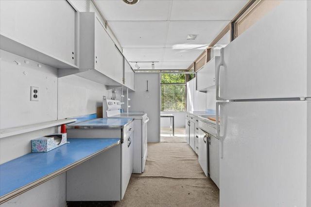 3575 E Huron River Drive, Ann Arbor, MI 48104