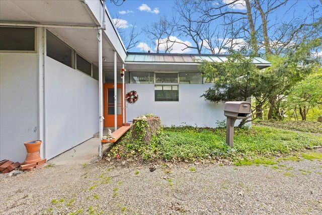 3575 E Huron River Drive, Ann Arbor, MI 48104