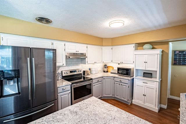 8206 E Boone Ave, Spokane Valley, WA 99212