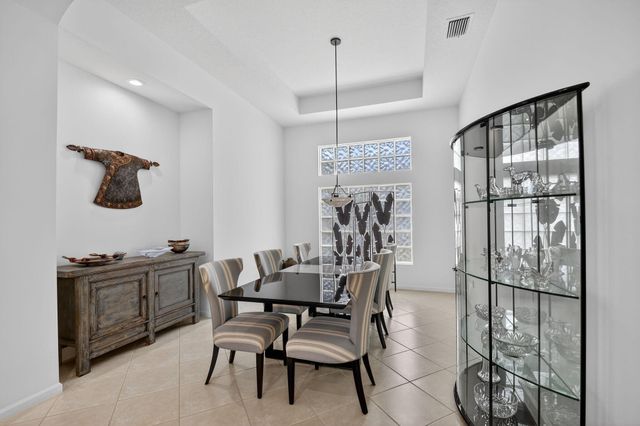 7381 Morocca Lake Drive, Delray Beach, FL 33446