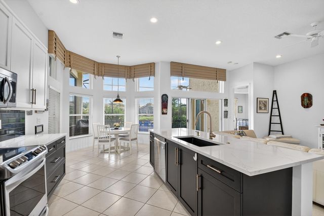 7381 Morocca Lake Drive, Delray Beach, FL 33446