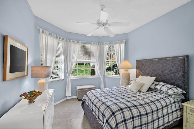 7381 Morocca Lake Drive, Delray Beach, FL 33446