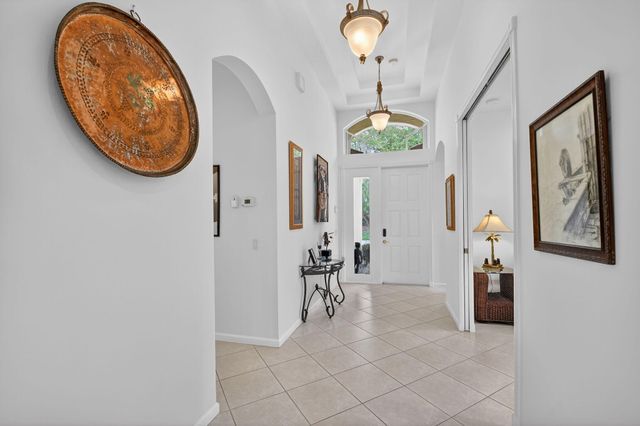 7381 Morocca Lake Drive, Delray Beach, FL 33446