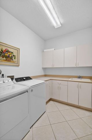 7381 Morocca Lake Drive, Delray Beach, FL 33446