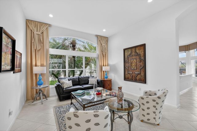 7381 Morocca Lake Drive, Delray Beach, FL 33446