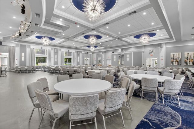 7381 Morocca Lake Drive, Delray Beach, FL 33446