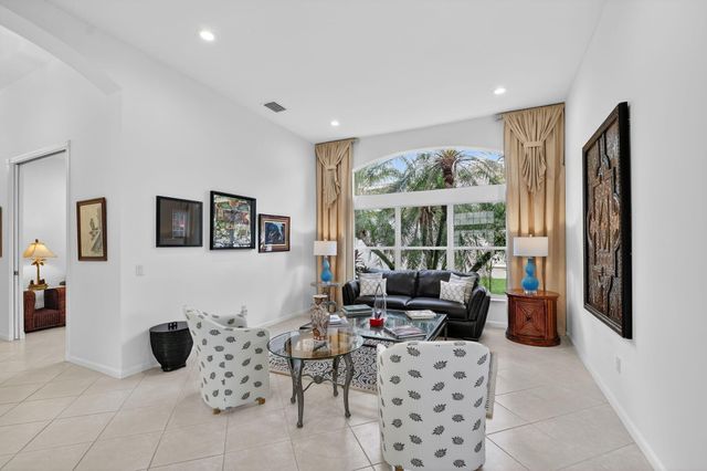 7381 Morocca Lake Drive, Delray Beach, FL 33446