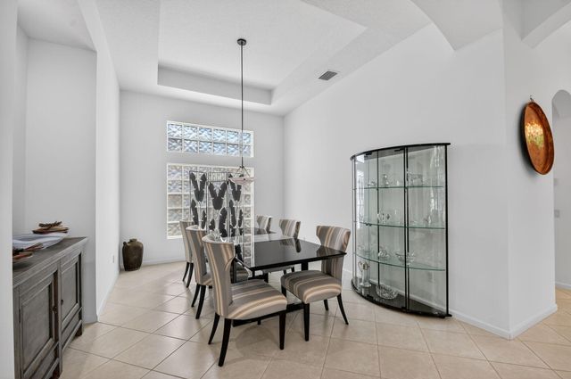 7381 Morocca Lake Drive, Delray Beach, FL 33446