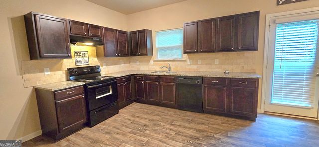 79 Trotter Court, Newnan, GA 30263