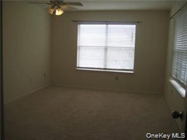 118 Deer Ct Drive bldg 5, Middletown, NY 10940