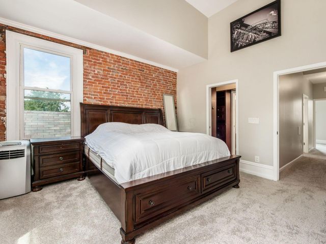30 W 4th Avenue, Columbus, OH 43201