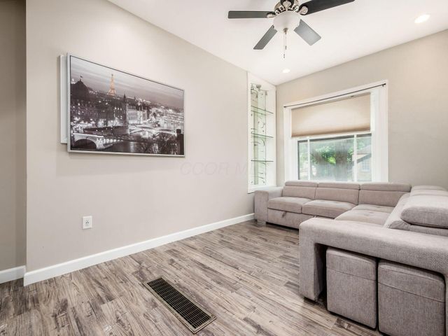 30 W 4th Avenue, Columbus, OH 43201