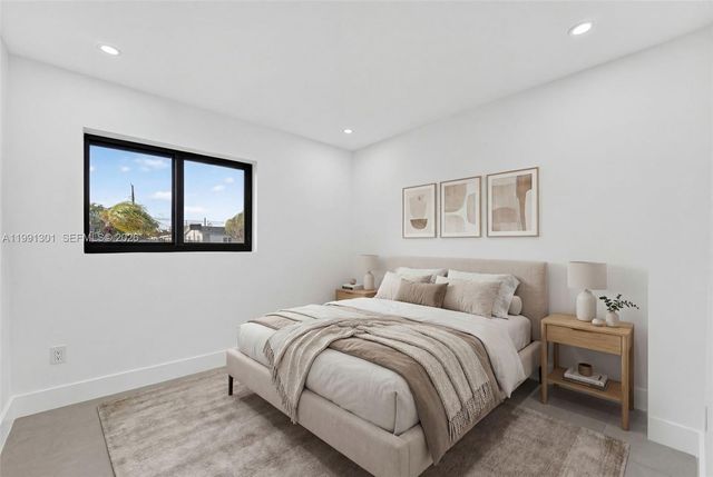 10445 SW 149th Ter, Miami, FL 33176