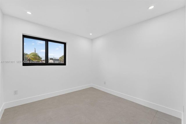 10445 SW 149th Ter, Miami, FL 33176