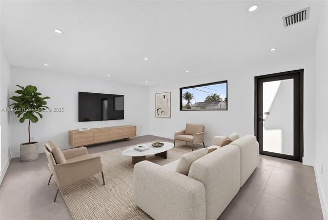 10445 SW 149th Ter, Miami, FL 33176